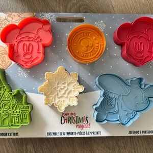 Disney Holiday Cookie Cutter Set - Multicolor